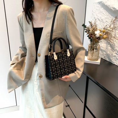 Mala Messenger Xadrez de Luxo – Sofisticada, Compacta e Versátil para Todas as Ocasiões